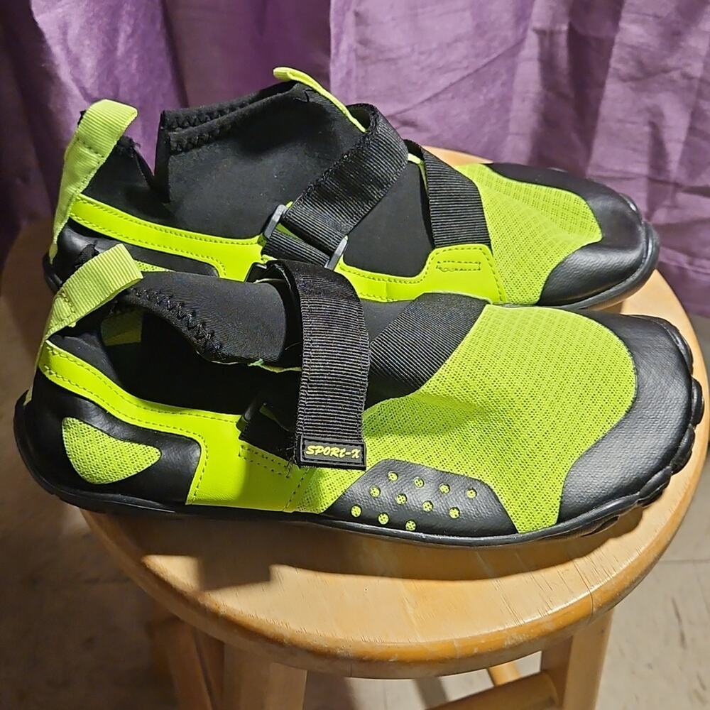 Vibrant Black and Lime Water Shoes for Women - Picture 4 of 5